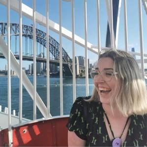 Meet your Posher, Hannah